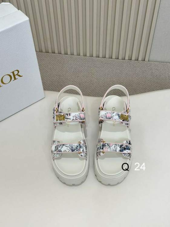 Picture of Dior Shoes _SKUDiorsz35-40RW04063314